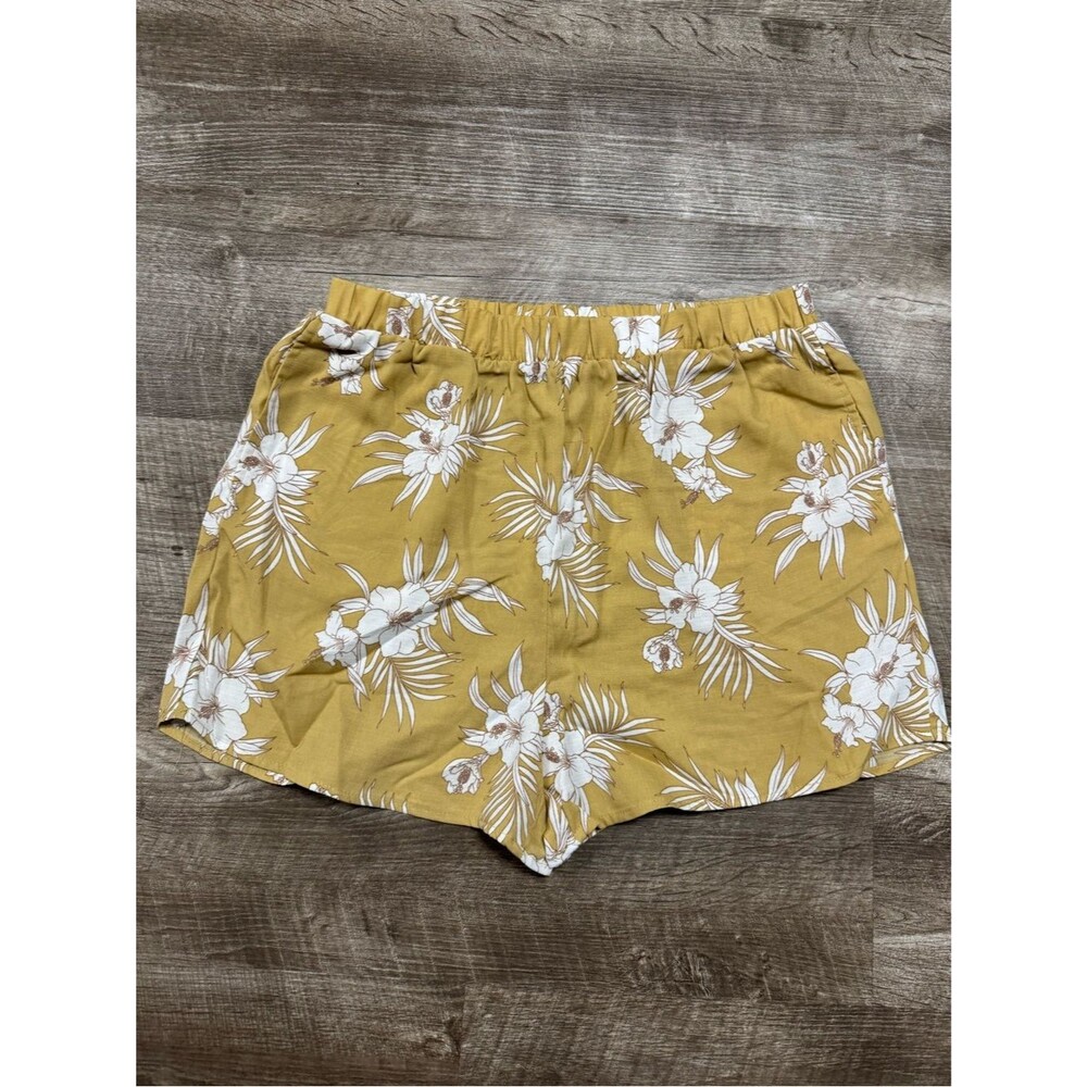IRIS Floral Shorts Size Large